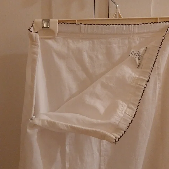 J Jill white cotton skirt with button embellishments Sz XS - Picture 6 of 9
